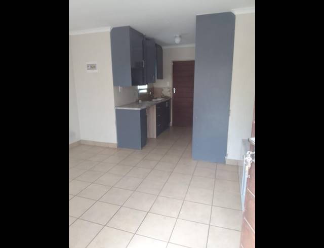 3 BEDROOM HOUSE FOR SALE IN SKY CITY